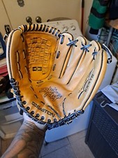 Easton 13" EX4TB Right Handed Thrower Black Magic Series Baseball Glove