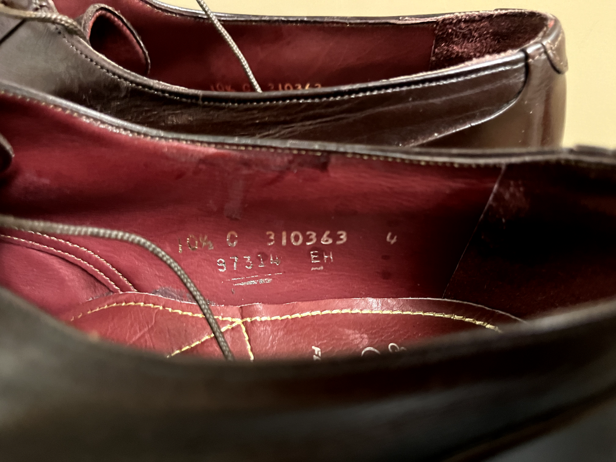 Vintage Florsheim Royal Imperial Burgundy Leather Oxford Dress