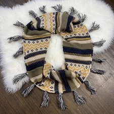 Buckle NWT Women’s One Size Thick Warm Navy & Gold Infinity Scraf with Fringe