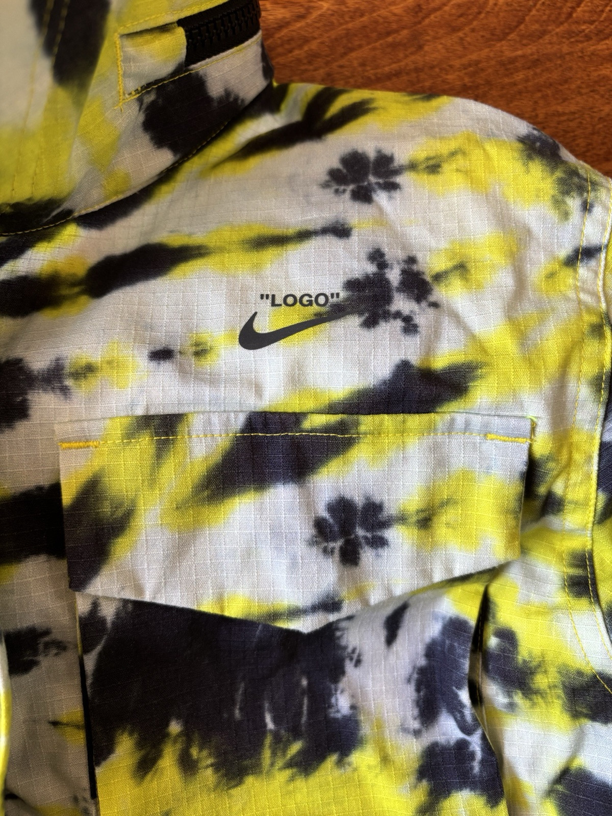 Off White x Nike Giacca Donna Taglia Large CK4808 702 Tie Dye NUOVO Virgil Abloh