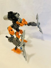 LEGO BIONICLE: Toa Pohatu (8687) Complete