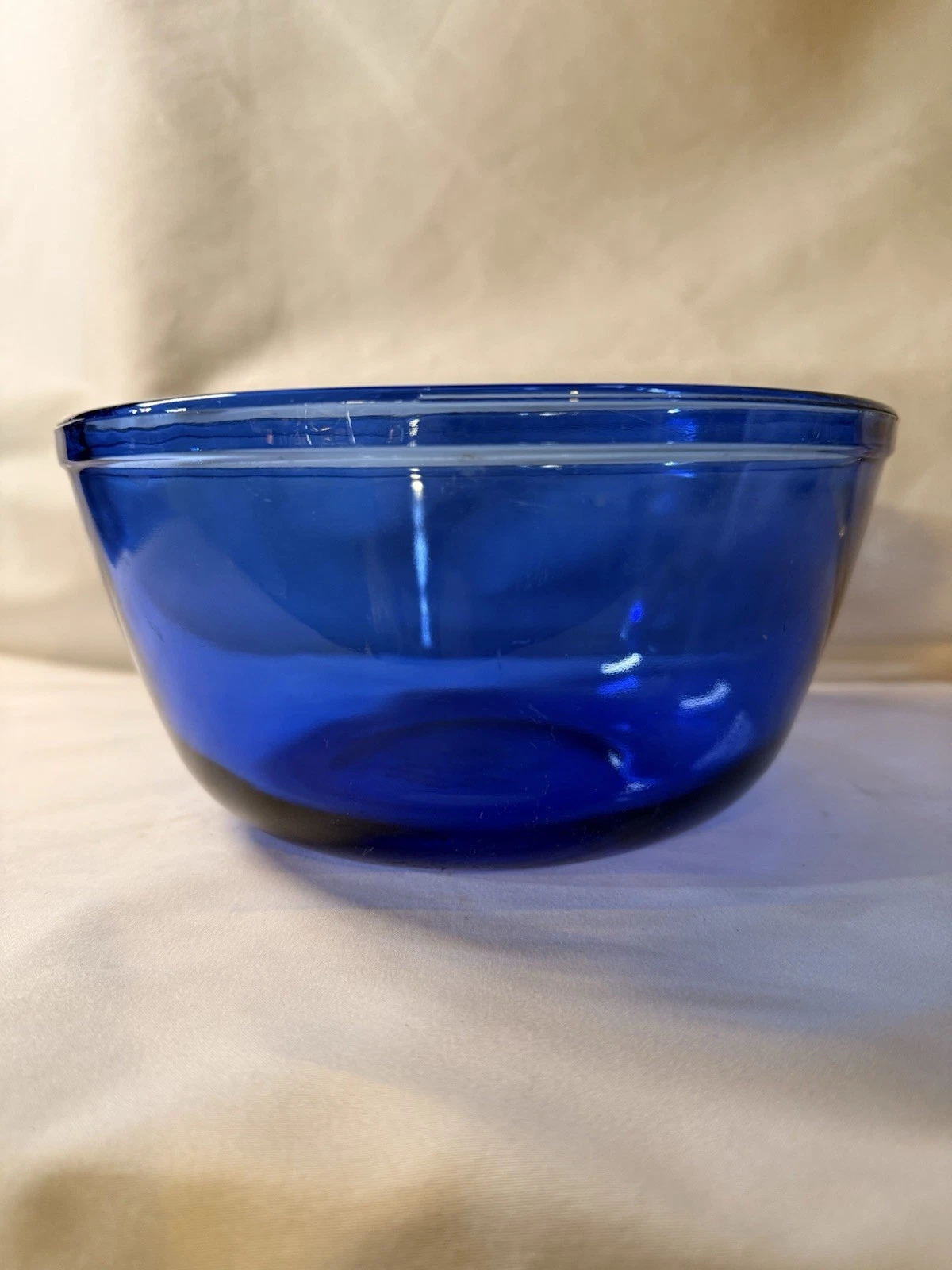 Anchor Ovenware Blue Glass Mixing Bowl 2.5 qt Oven Microwave Dishwasher Safe