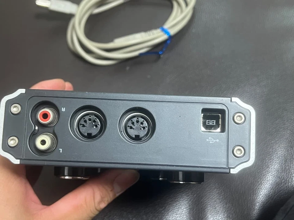 TASCAM US-122MKII USB2.0 Audio / MIDI Interface TEAC 2IN/2OUT 24bit/96kHz - Image 4 of 4