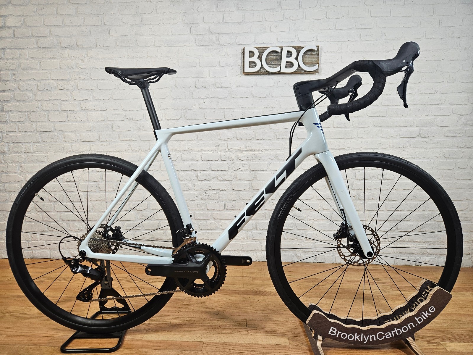 NEW 2024 Felt FR Advanced Carbon Fiber Road Bike Shimano 105 56cm