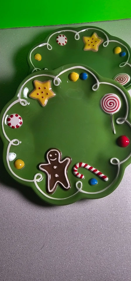 Блюдо для конфет/печенья Hallmark Gingerbread Man зеленое/красное - Изображение 3 из 4