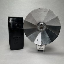 Nikon BC-7 Flash for Nikon F-Mount Cameras w/ Leather Case
