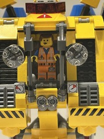 LEGO The LEGO Movie Emmet's Construct-O-Mech 70814 READ