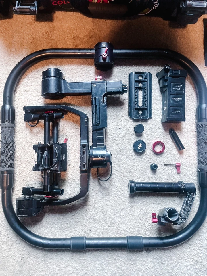 DJI Ronin-M 3-axis Camera Stabilizer Kit with Case - Image 2 of 4