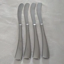 4 Dinner Knives Studio William LARCH SATIN Stainless China  9 3/8"