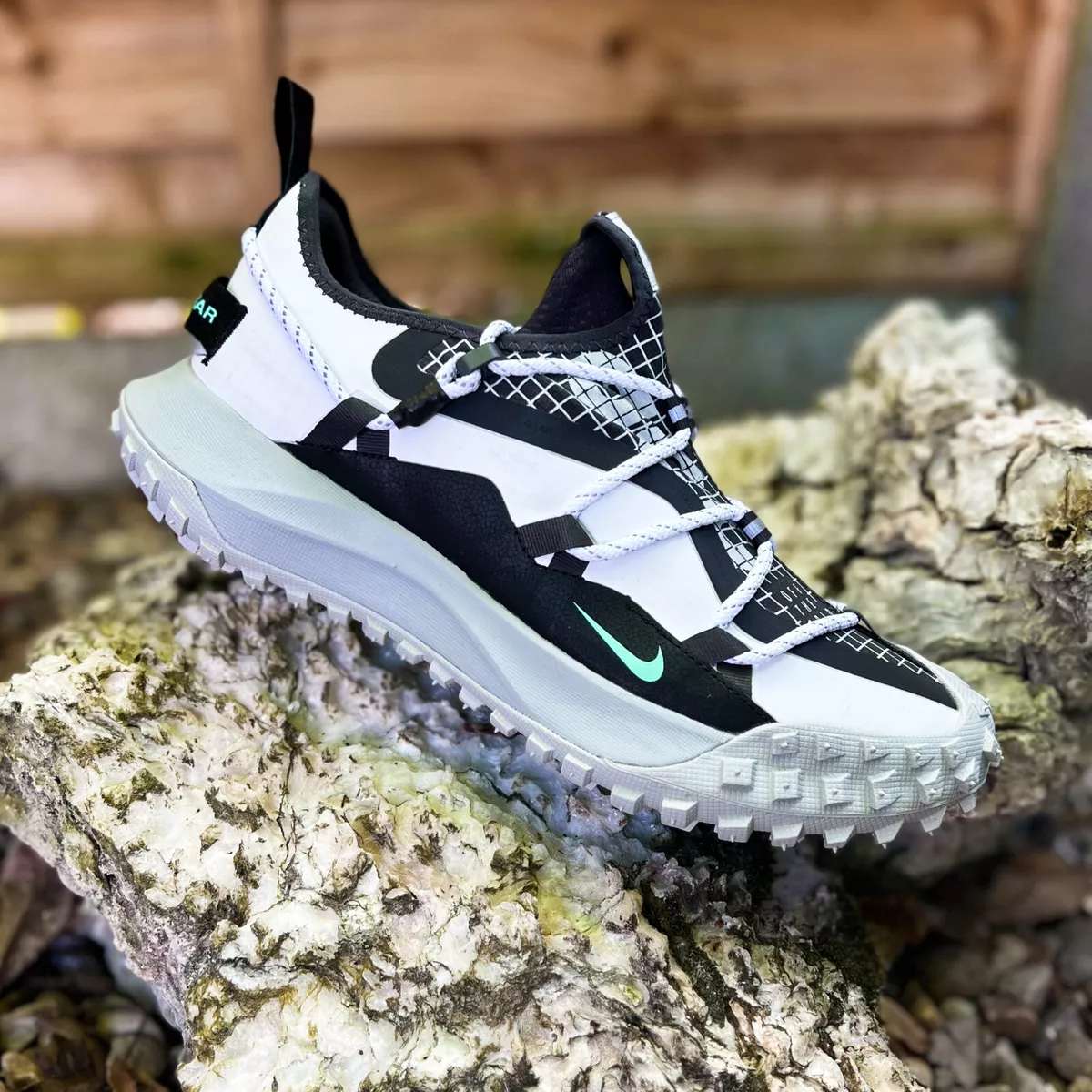 Nike acg best sale running