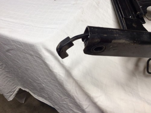 99-10 Ford F250 Super Duty Front Seat Back Frame Right RH Passenger + lumbar - Picture 3 of 12