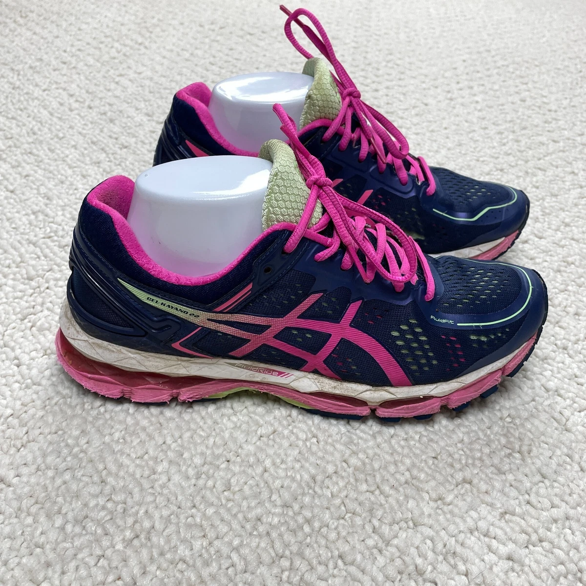 What is the difference between asics gel kayano 22 and top 24