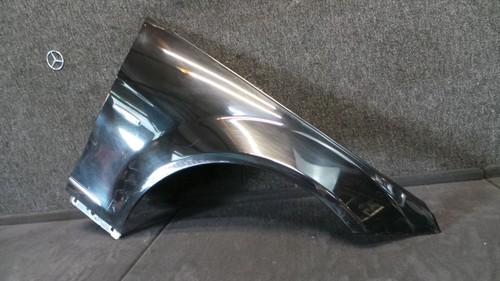 H65-0* Mercedes-Benz W204 C-Klasse  Kotflügel Rechts - 197 Obsidianschwarz Met