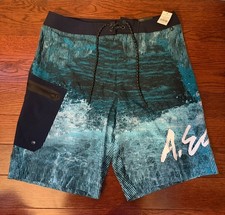 NEW American Eagle Board Shorts Mens Medium Blue Tropical Floral Swim Beach Surf