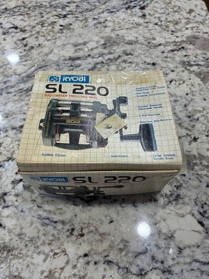 Ryobi SL220 Lightweight Graphite 2 bearing trolling reel Vintage. original box