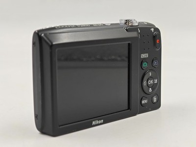 Nikon Digital Camera Coolpix S2800 20.1MP Black Charger Memory
