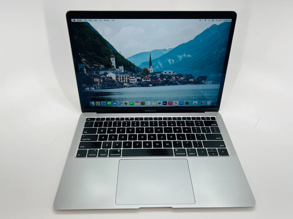 Apple 2018 MacBook Air 13" 1.6GHz Dual-Core i5 16GB RAM 128GB SSD - Very good - Image 2 of 4