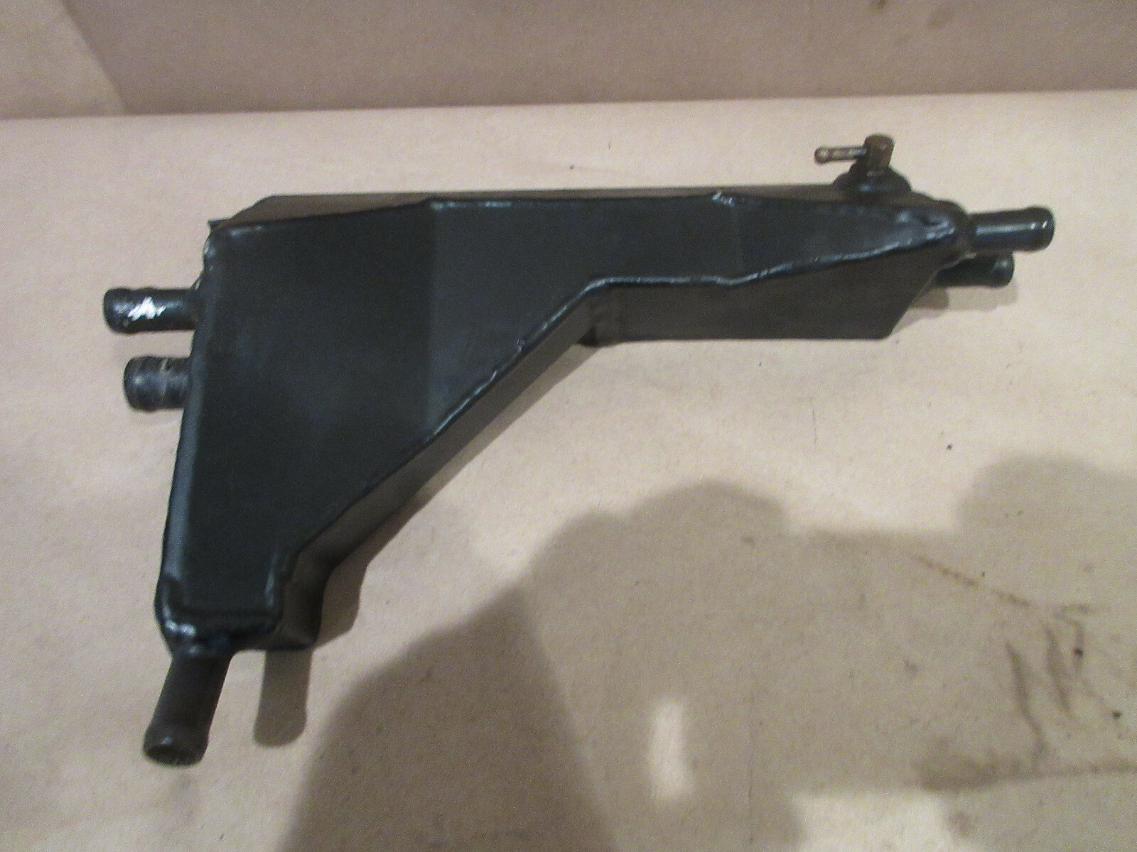 Ferrari 456 Oil Vent Body P/N 158018