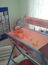 AMSCO Vintage Doll-E-Bathinette so CUTE Great Condition Too!