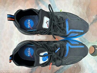 Size 9.5 - adidas ZX 2K Boost Black Glow Blue for sale Size 9.5 - adidas ZX 2K Boost Black Glow Blue for sale