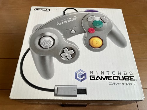 Consola Nintendo GameCube y Mando Color Plata con CAJA y Manual Juegos 02 - Imagen 4 de 23