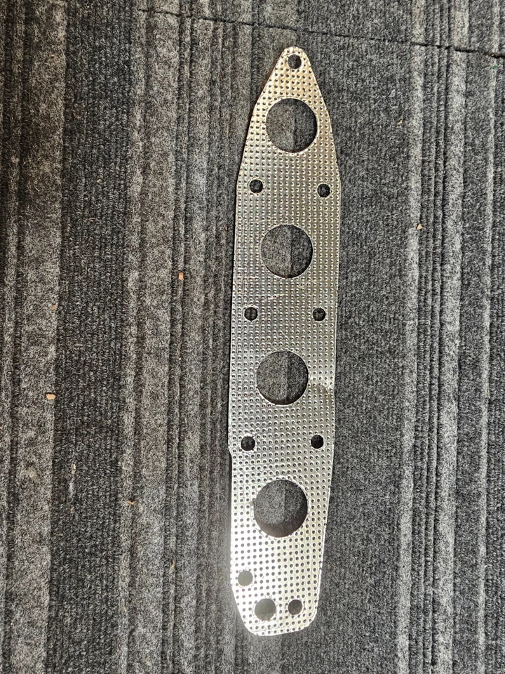 Conversor catalítico Dorman 674-622 com coletor de escape para 98-01 Chevrolet Metro - Imagem 4 de 4