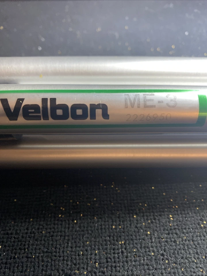 Used Velbon ME-3 Lightweight Camera Tripod/Box 2226950 Yellow And  Black Top - Image 4 of 4