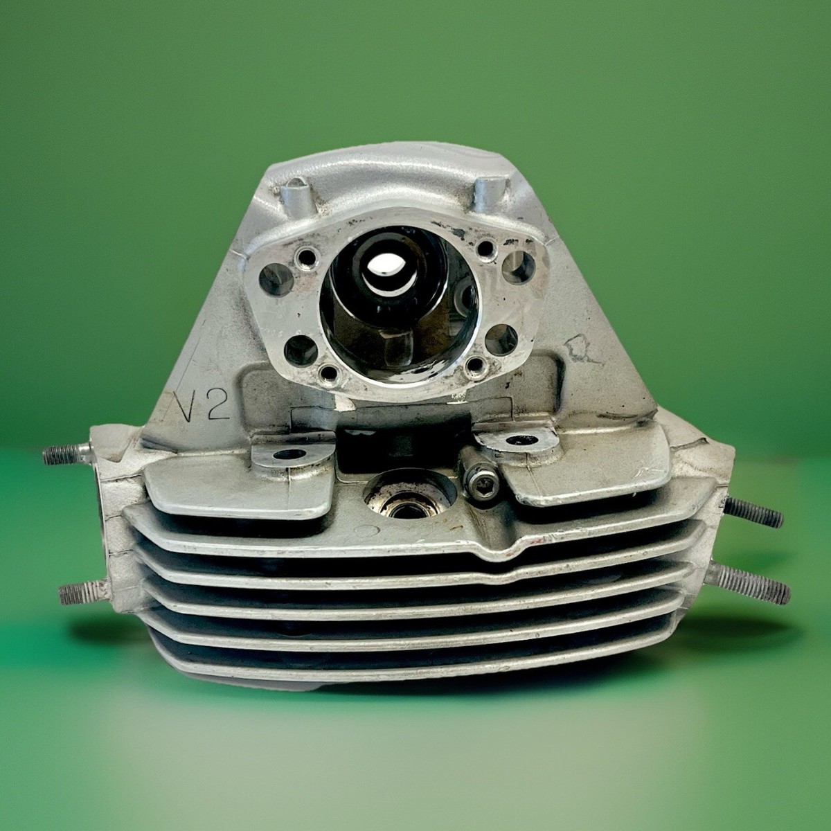 Genuine Ducati Monster 900IE Vertical V2 Cylinder Head M900 00+up