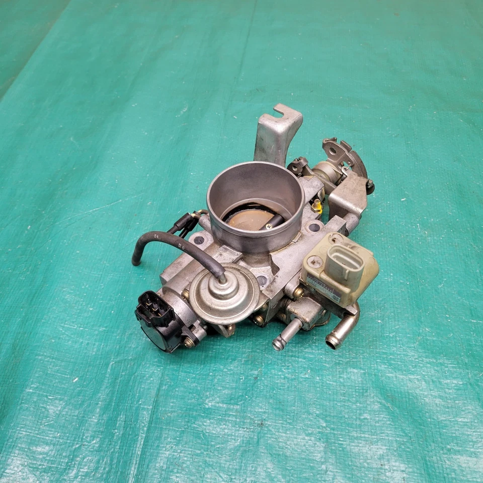 Корпус дроссельной заслонки 1996-2002 Toyota 4Runner Tacoma 3,4 л V6 в сборе от оригинального производителя 22270-62050 - Изображение 2 из 4