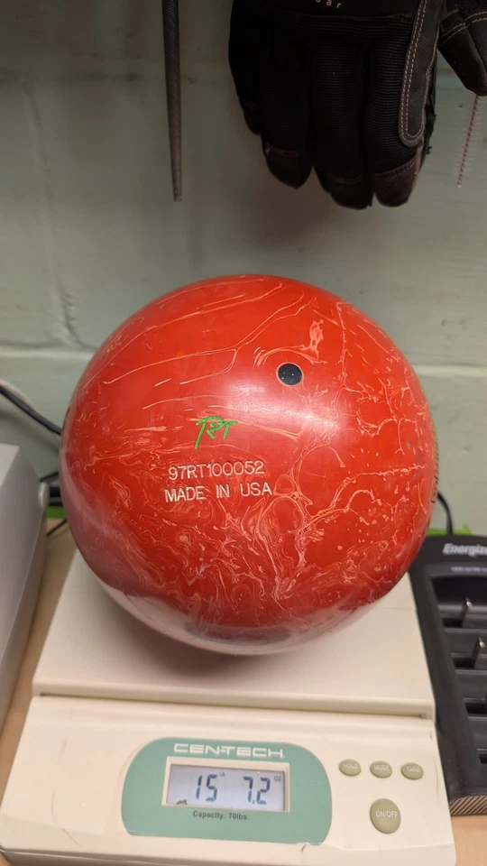 Bola de boliche Radical Thing Buster Bowlers Edge 15 lb 7 oz nova em folha! - Imagem 4 de 4