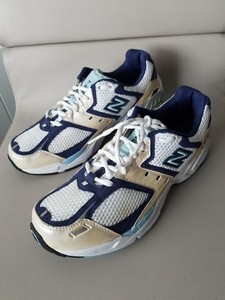 new balance 766