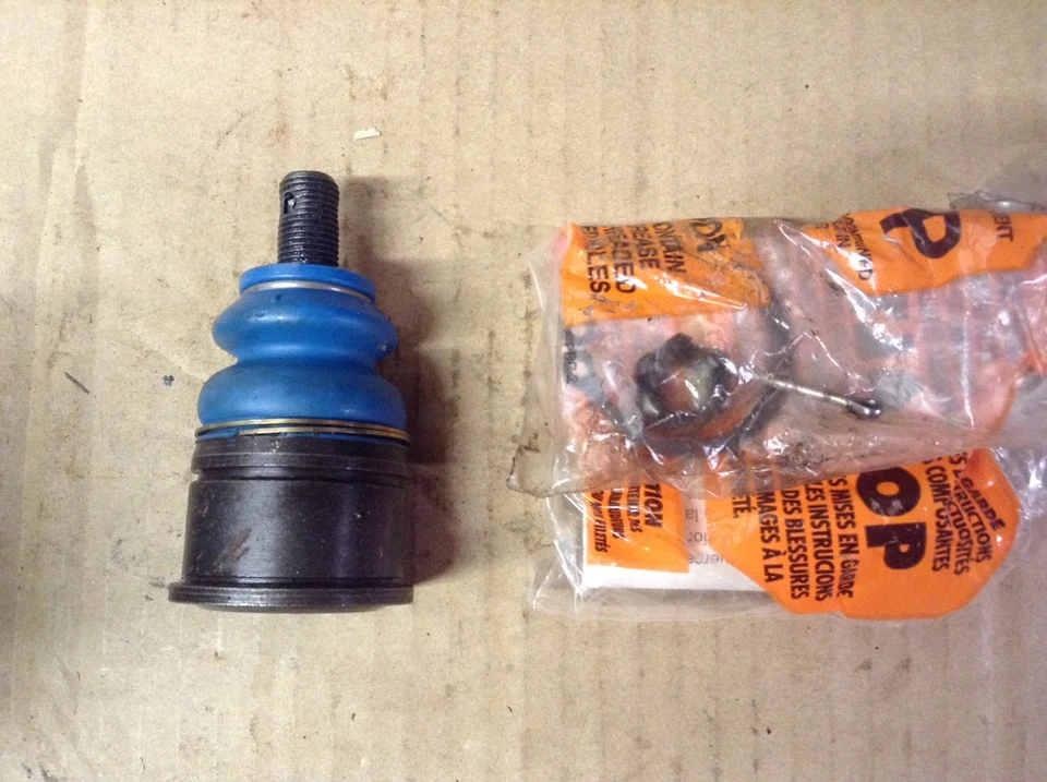 Junta de rótula de suspensión delantera inferior NAPA 260-1355 - se adapta a 83-91 Honda 90-93 Acura Foto 3 de 4