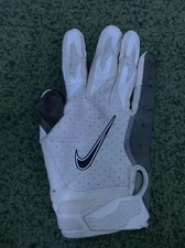 New England Patriots Game Worn Glove - Unspecified Player