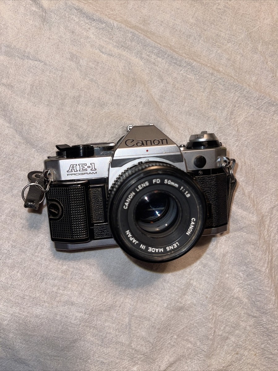 CANON AE-1 SLR PROGRAM Camera with FD 50mm 1:1.8 Lens Made in