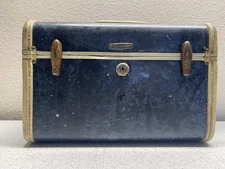 Vintage Samsonite Luggage Shwayder Brother (Pre-owned) W/NO KEY