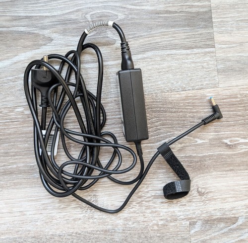 HP 65W Netzteil 19.5 Output 100-240V Input Ladekabel für Laptop gebraucht