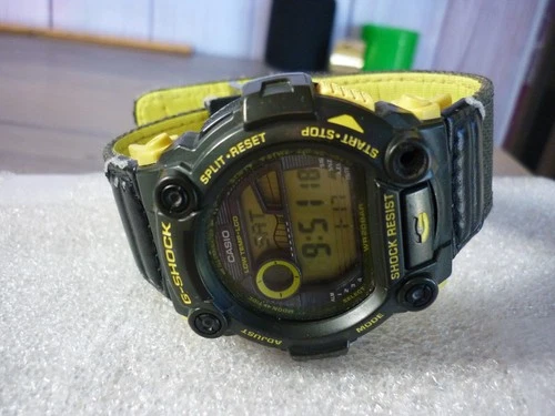 VINTAGE CASIO G-SHOCK QUARTZ WATCH MENS DIGITAL MOON TIDE BLACK YELLOW NEW BATT