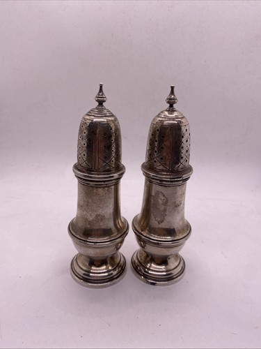 Reproduktion Sterling Whiting Co Benjamin Burt Salz- und Pfefferstreuer 1729-1804
