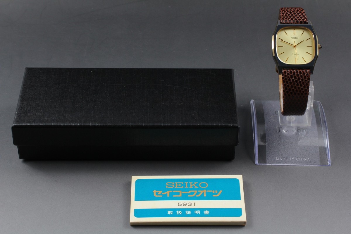 Vintage 1982 N MINT Seiko Dolce 5931-5420 Gold Tank Quartz Mens