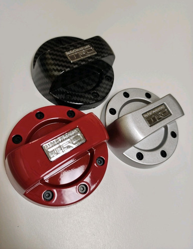 Colored Gas Cap Covers For Scion.Xb/Xa/Tc/Xd. 4 Color Choices! RED,CF,BLK OR SIL