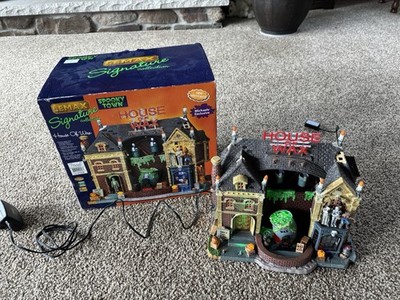 Halloween Lemax Spooky Town HOUSE OF WAX 95827 w/ Box