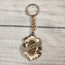 Vintage Oldsmobile Keychain Fine Pewter Enamel Crest Olds Motor Works USA Made