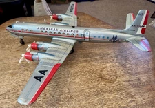 Vtg Yonezawa American Airlines Battery Operated DC-7C AIRPLANE Made In Japan TIN