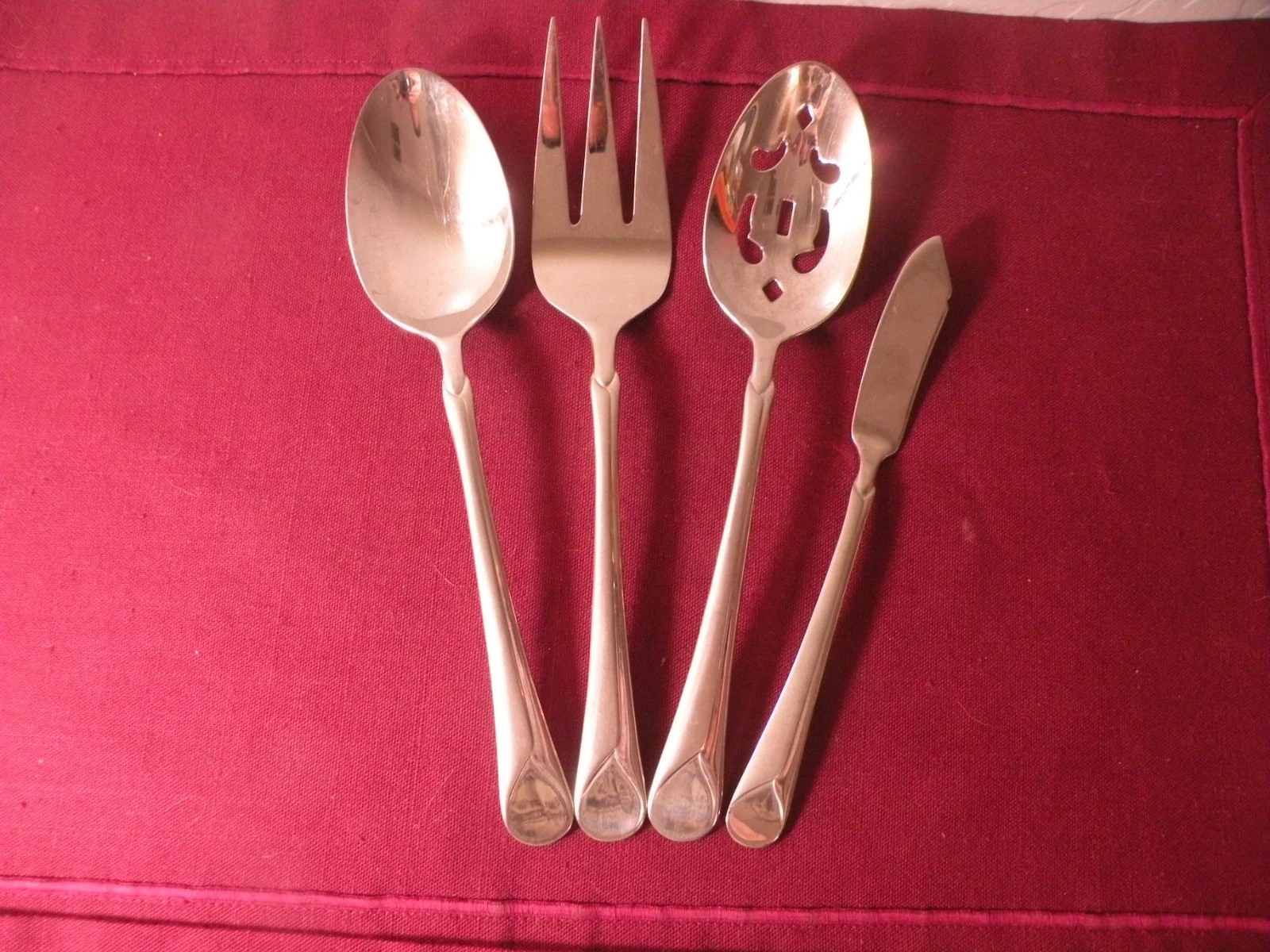 4 Serving Pieces J.A. Henckels 18/10 Satin stainless Provence Fork Spoons +++