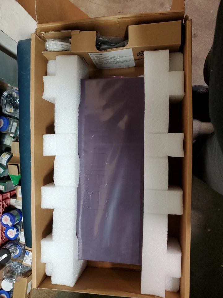 NEW Juniper EX2200-48P-4G EX2200 48x Gigabit Ethernet PoE+ 4x GE SFP Switch - Image 2 of 2