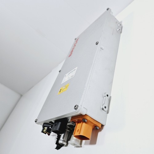 Convertidor DC/DC Brusa modelo USC718-24V-B01 - Imagen 3 de 5