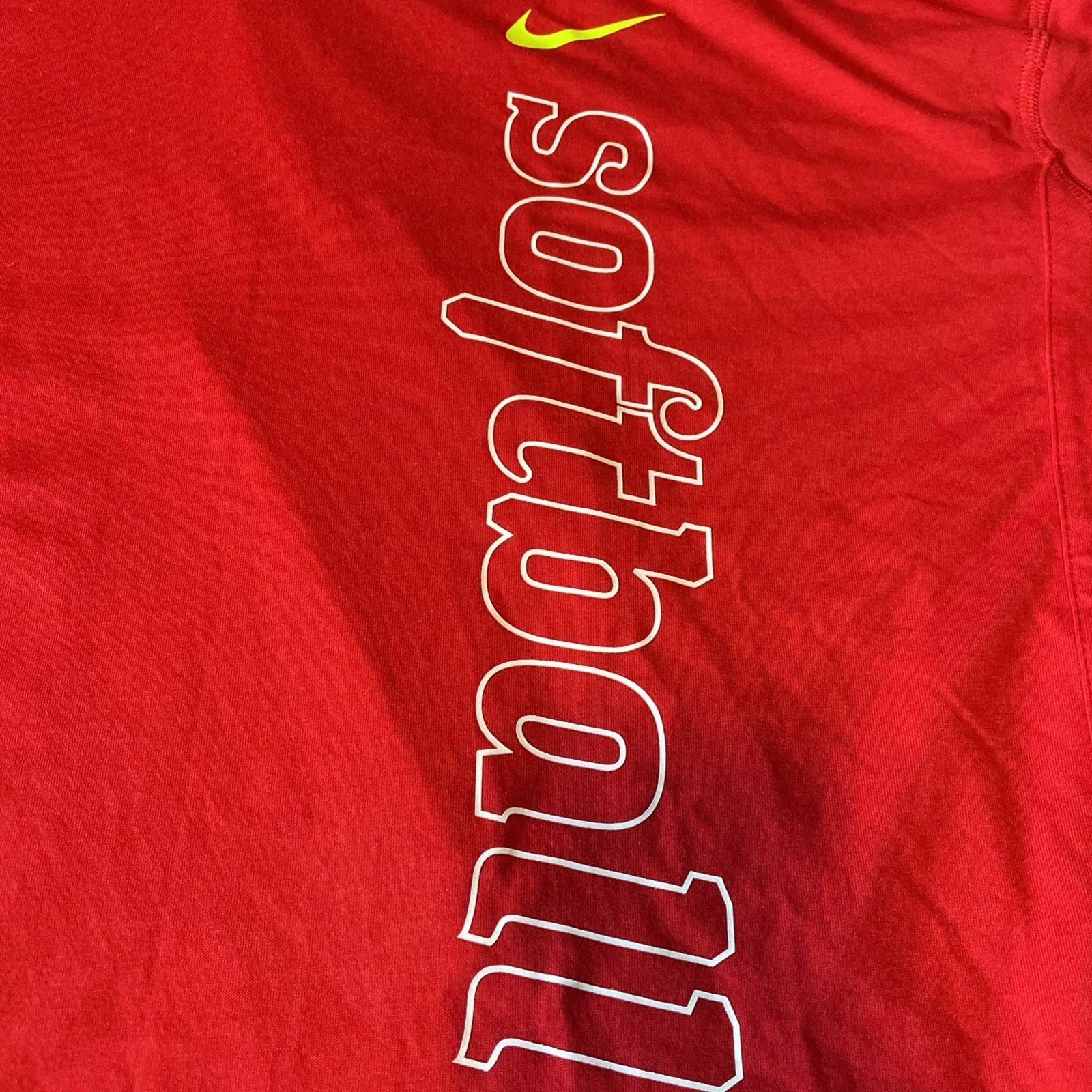 New Women’s Medium Dri-FIT Long-Sleeve Softball Hoodie Red Shirt Top