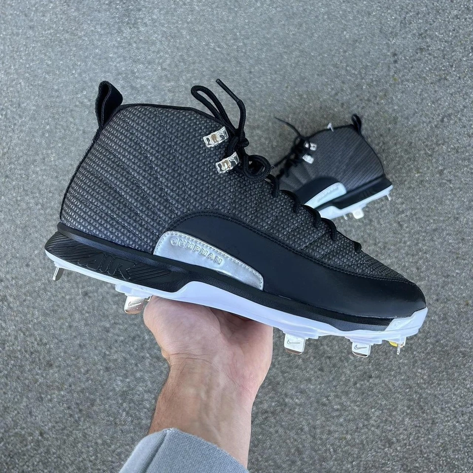 Botines de metal Jordan 12 Retro MCS negros metálicos plateados MUESTRA talla 9 854567-010 Foto 2 de 4