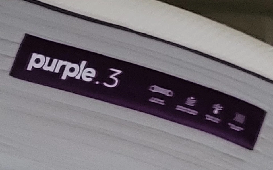 COLCHONES KING MORADOS Y Marco de Cama de Cuero Sintético con Cabecero Foto 2 de 2