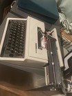 vintage antique Lettera 31 Typewriter w Case — photo 1